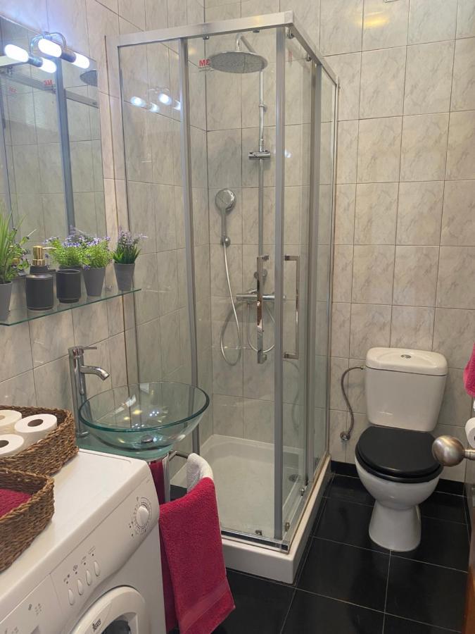 Apartamento Com Patio Na Rua Principal Da Cidade Porto Kültér fotó